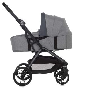 Este cochecito está compuesto por la silla de paseo Urban Go el capazo blando Dream Go y el Portabebé Travel Carrier Silla de paseo Urban Go Es apta desde el nacimiento y está homologada para utilizarse hasta los 22 kilos <b